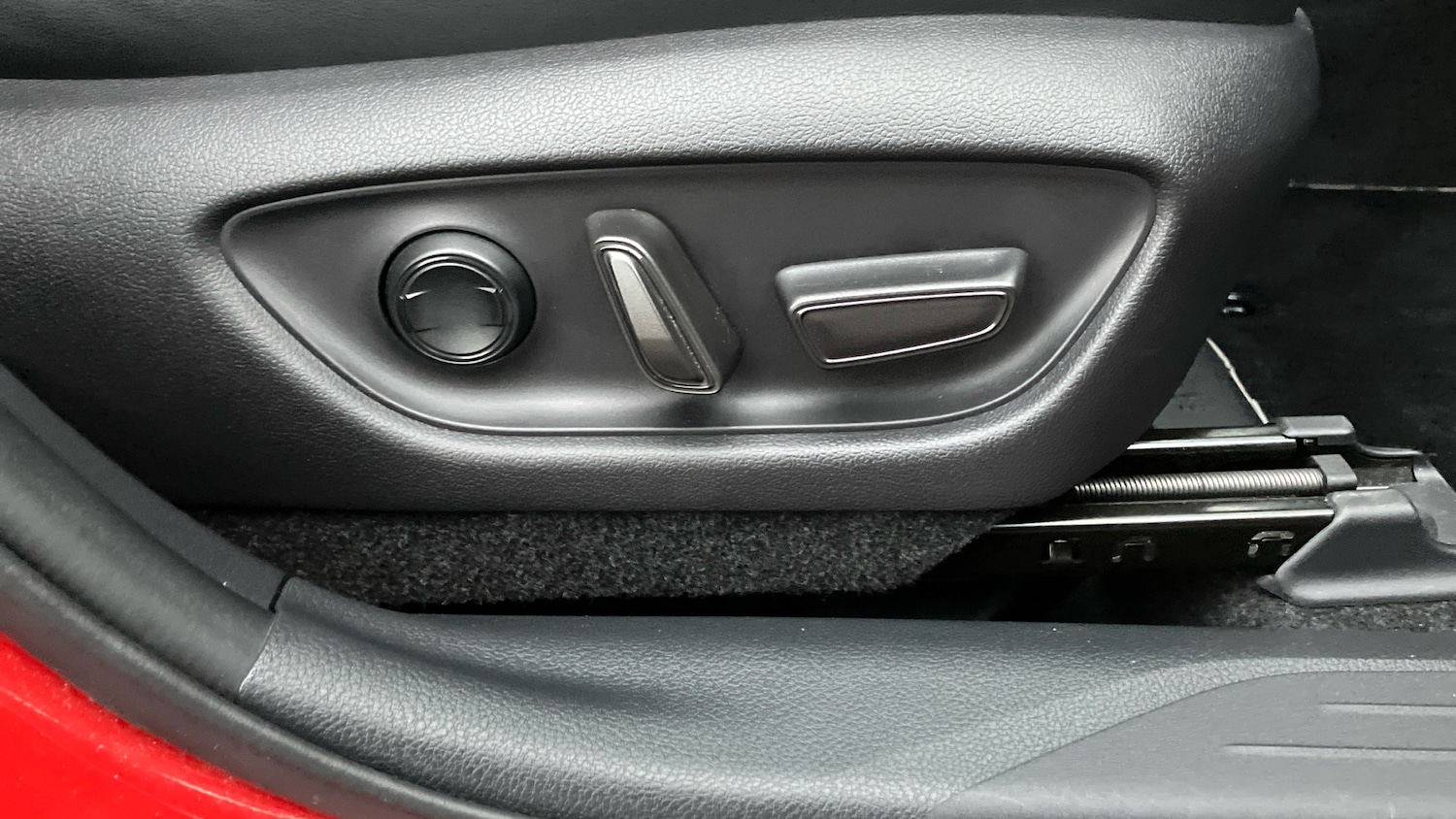 Used Lexus LBX 2024 for sale - 76918766: Photo 28