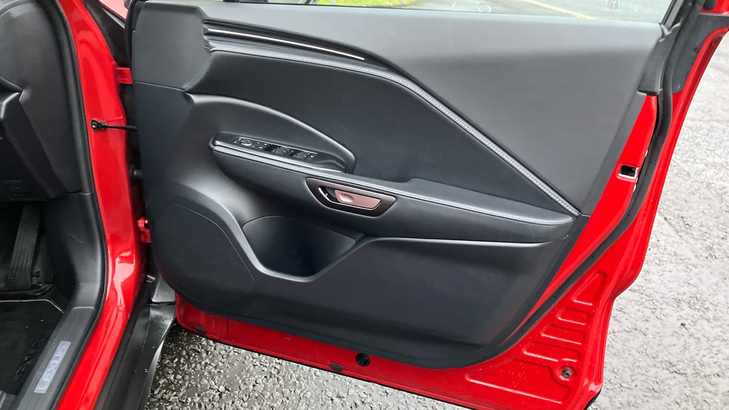 Used Lexus LBX 2024 for sale - 76918766: Photo 30