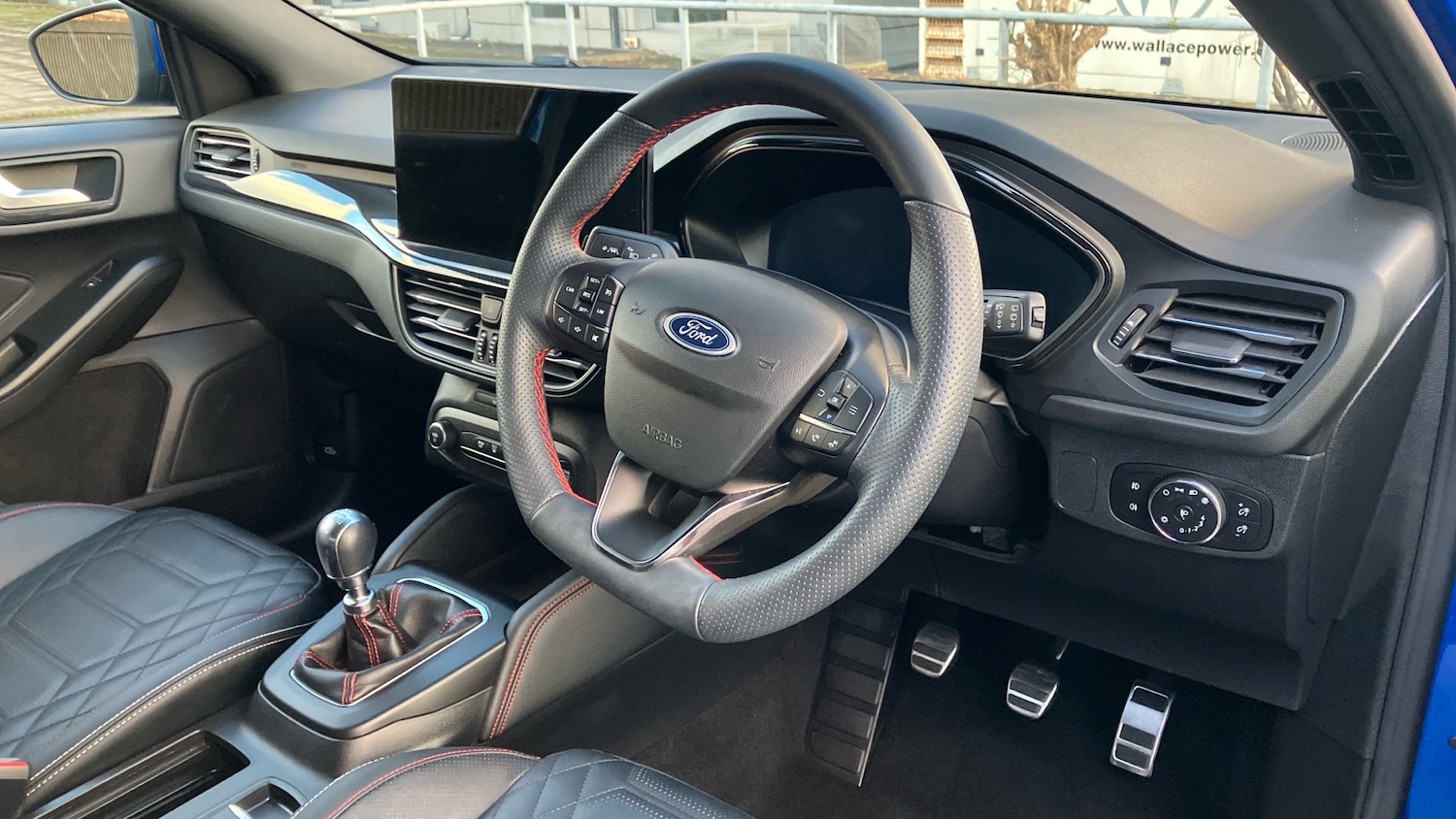 Used Ford Focus 2024 for sale - 76765051: Photo 11