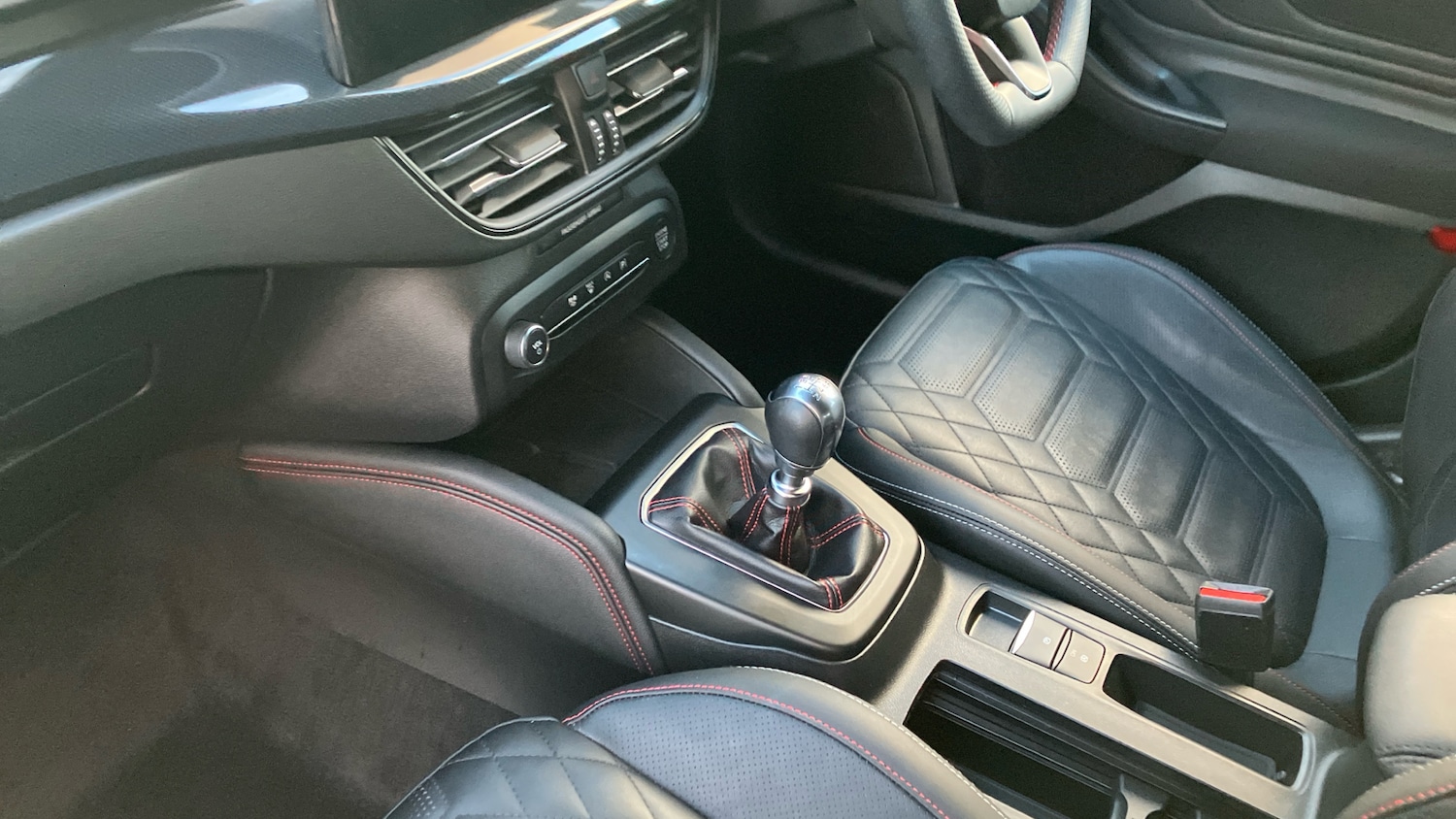 Used Ford Focus 2024 for sale - 76765051: Photo 13