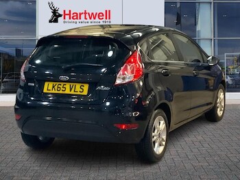 Used Ford Fiesta 2015 for sale - 77117053: Photo