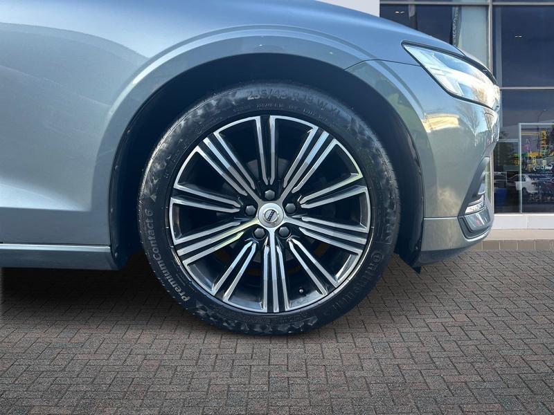 Used Volvo V60 2019 for sale - 77036820: Photo 10