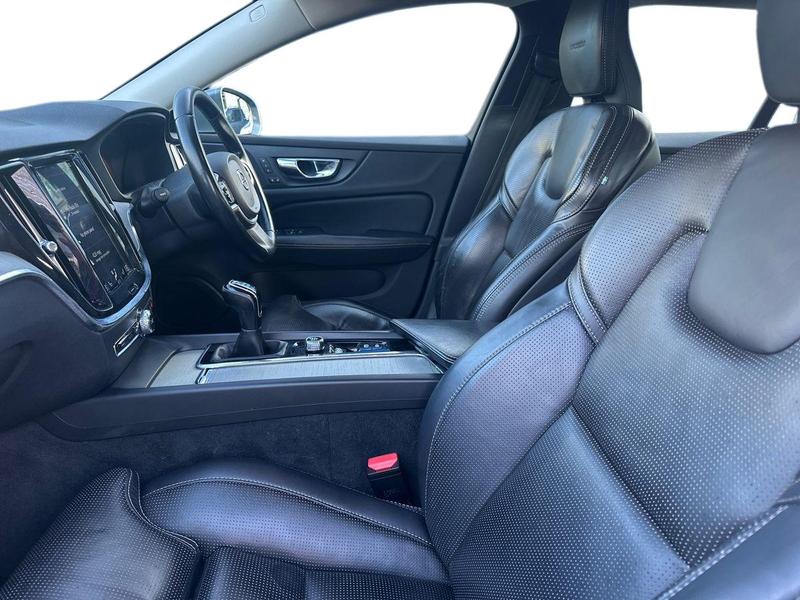 Used Volvo V60 2019 for sale - 77036820: Photo 17