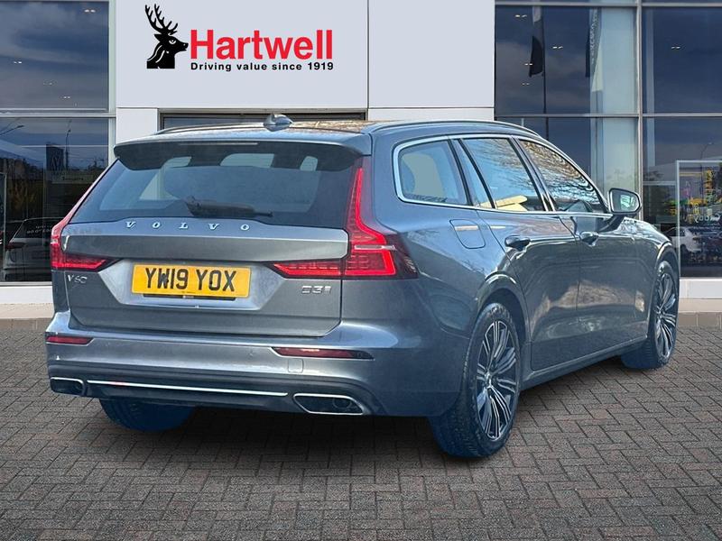 Used Volvo V60 2019 for sale - 77036820: Photo 4
