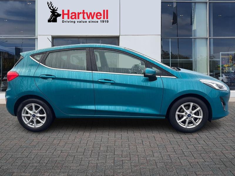 Used Ford Fiesta 2017 for sale - 76691054: Photo 2