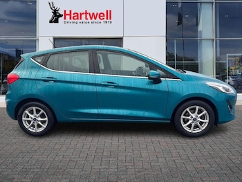 Used Ford Fiesta 2017 for sale - 76691054: Photo