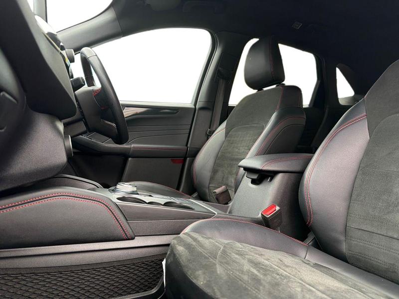 Used Ford Kuga 2023 for sale - 76960830: Photo 17