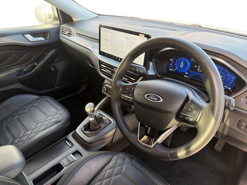 Used Ford Focus 2023 for sale - 76835495: Photo 11