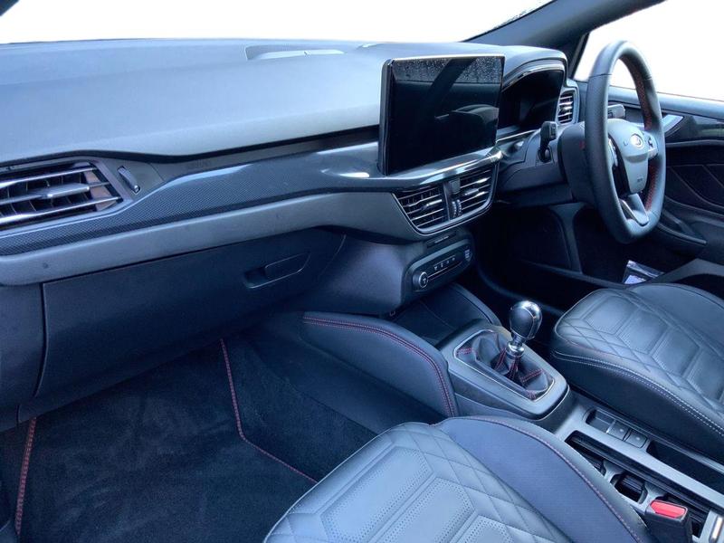 Used Ford Focus 2023 for sale - 76730359: Photo 16