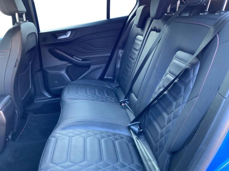 Used Ford Focus 2023 for sale - 76730359: Photo 18
