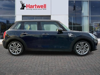 Used MINI Hatch 2017 for sale - 77117220: Photo