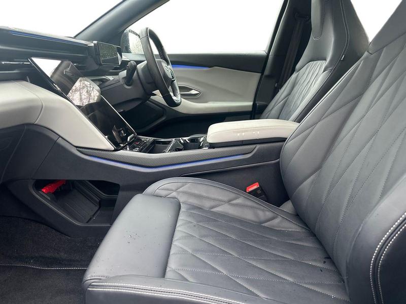 Used Ford Explorer 2025 for sale - 77036893: Photo 17