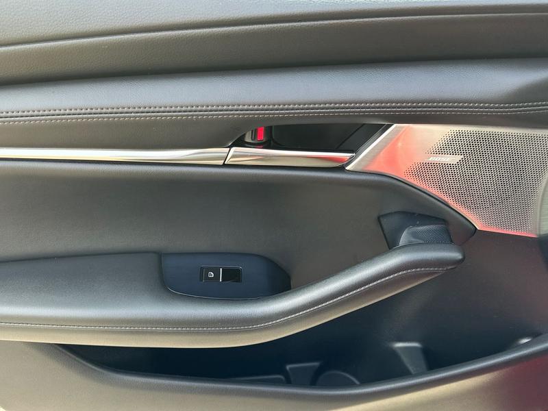 Used Mazda Mazda3 2021 for sale - 76722957: Photo 37