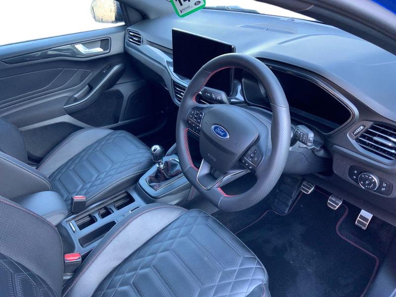 Used Ford Focus 2023 for sale - 76691101: Photo 11