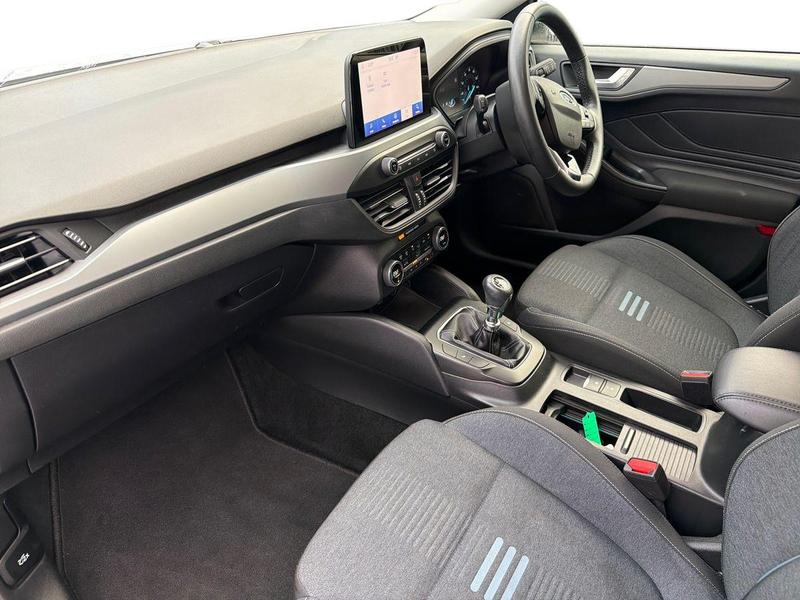 Used Ford Focus 2022 for sale - 76691046: Photo 15