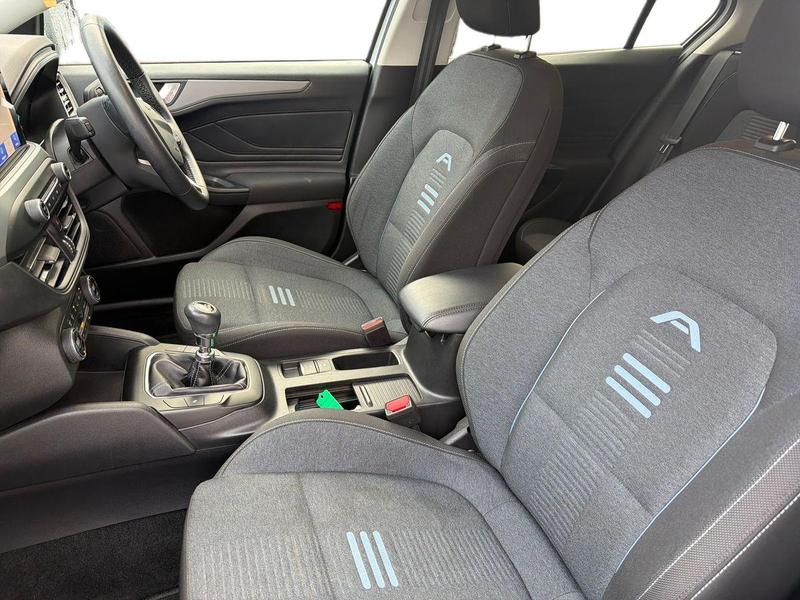 Used Ford Focus 2022 for sale - 76691046: Photo 16