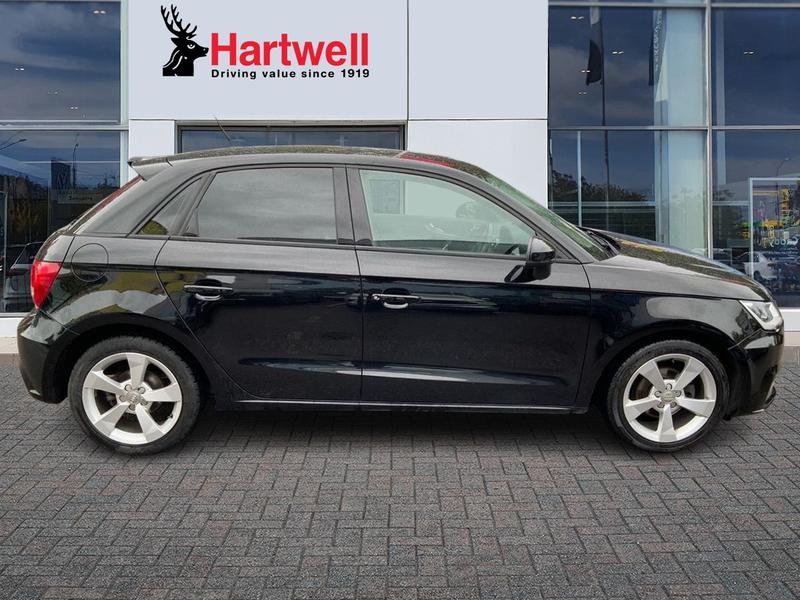 Used Audi A1 2018 for sale - 76730365: Photo 2