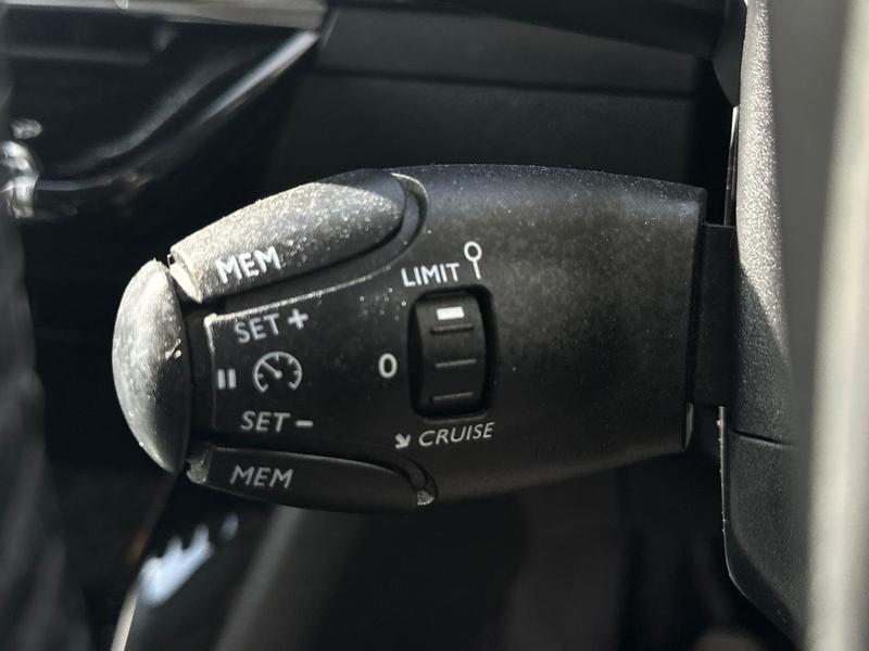 Used Peugeot 208 2020 for sale - 76691010: Photo 24