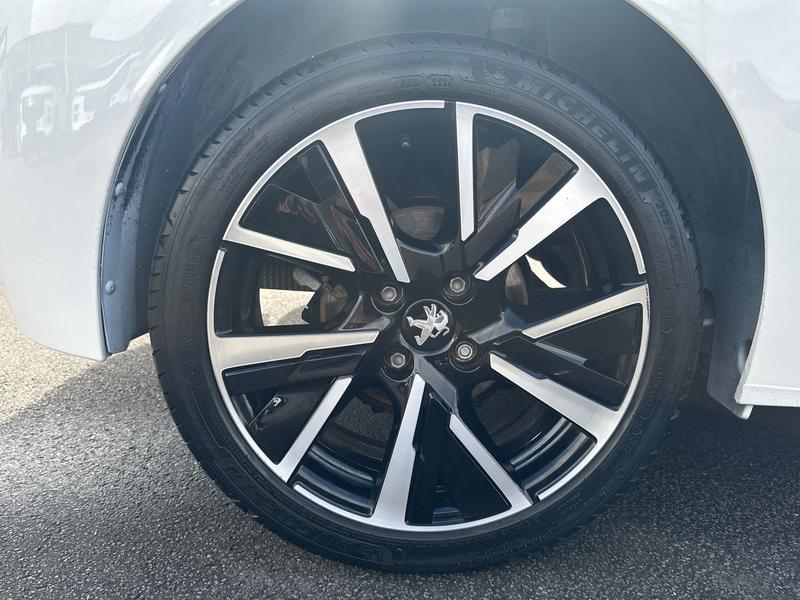 Used Peugeot 208 2020 for sale - 76691010: Photo 35