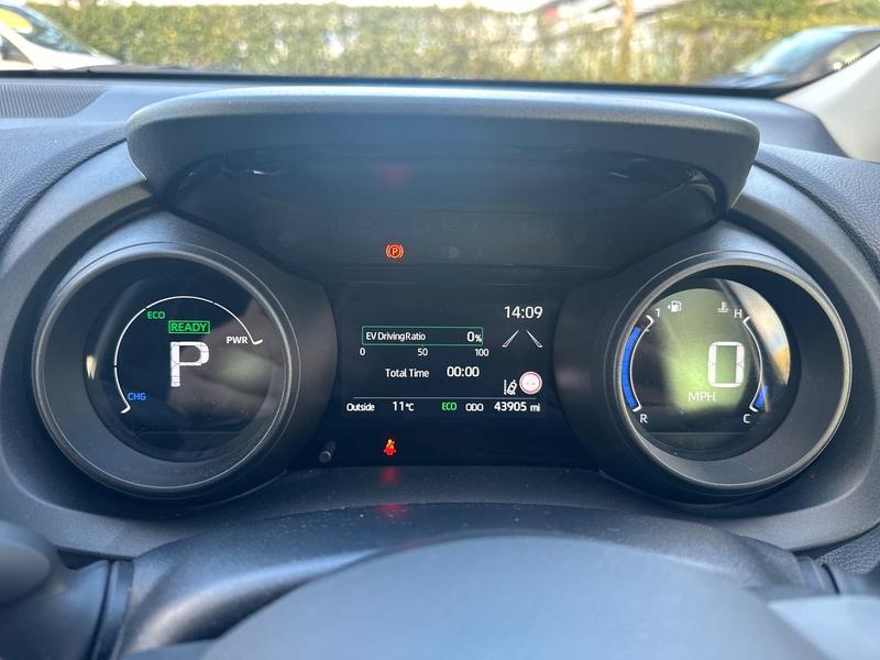 Used Toyota Yaris 2022 for sale - 77036868: Photo 15