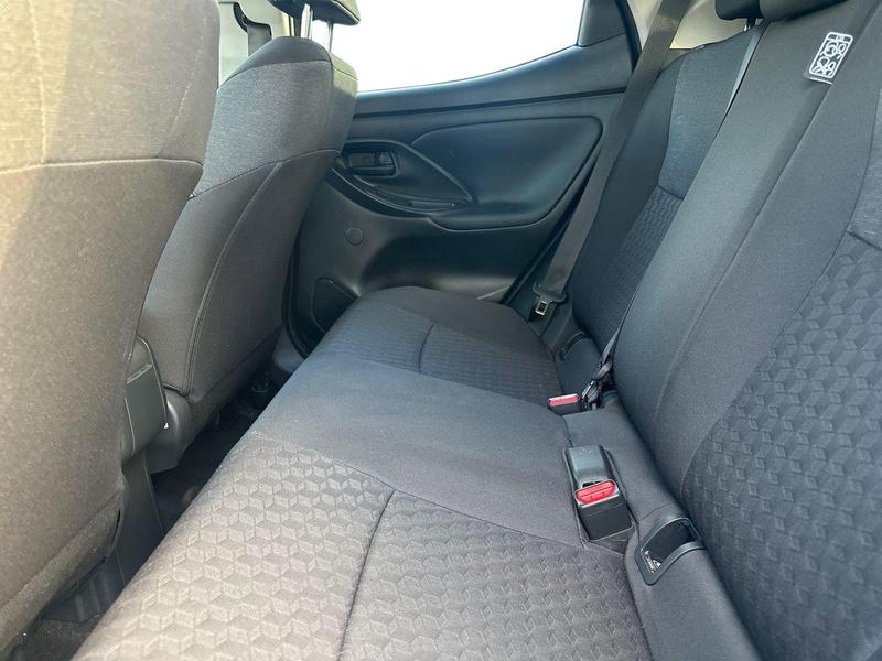 Used Toyota Yaris 2022 for sale - 77036868: Photo 18