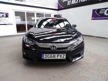 Used Honda Civic 2018 for sale - 78105485: Photo