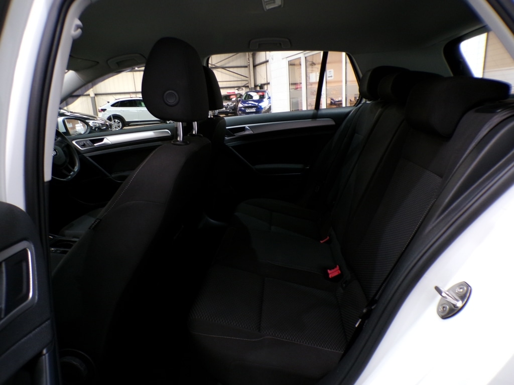 Used Volkswagen Golf 2019 for sale - 77395372: Photo 28