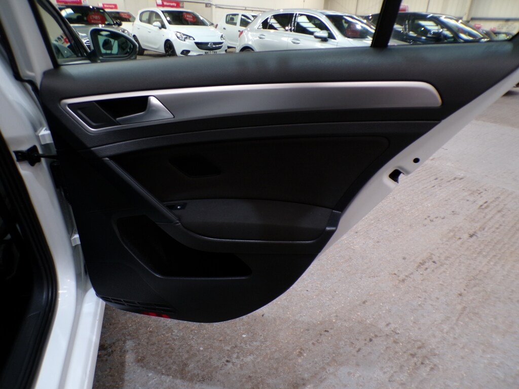 Used Volkswagen Golf 2019 for sale - 77395372: Photo 30