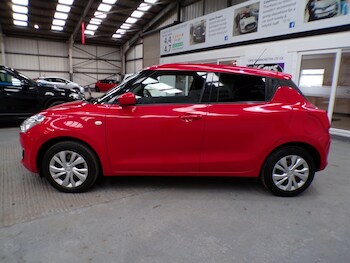 Used Suzuki Swift 2018 for sale - 77704357: Photo