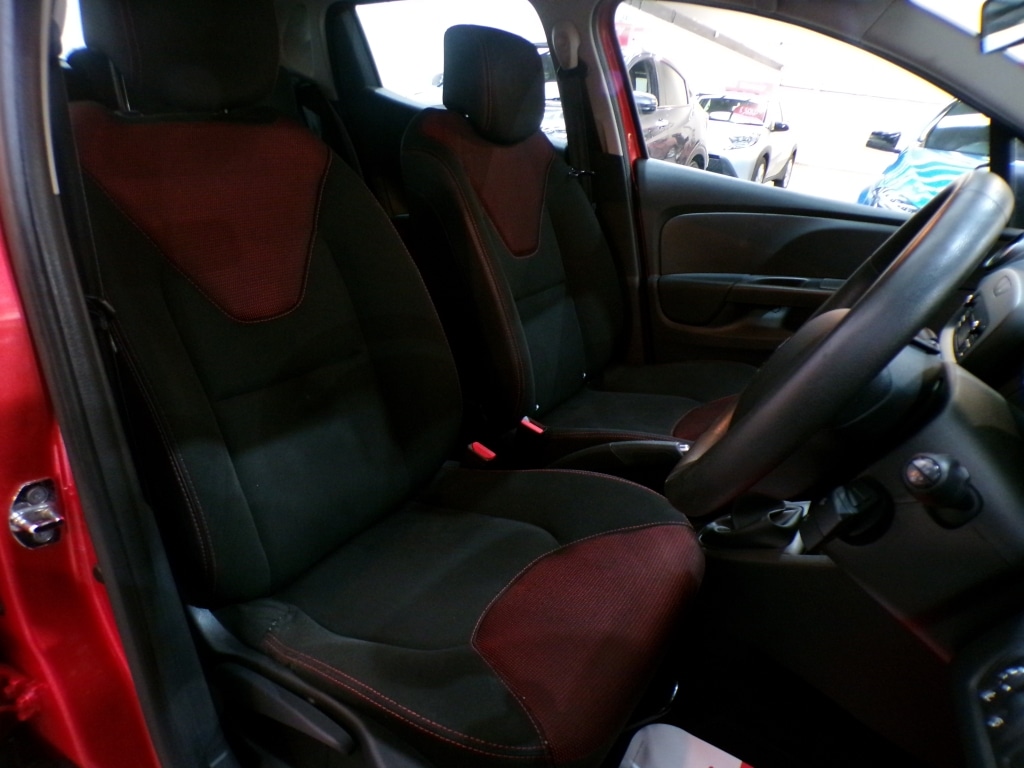 Used Renault Clio 2015 for sale - 76786983: Photo 17