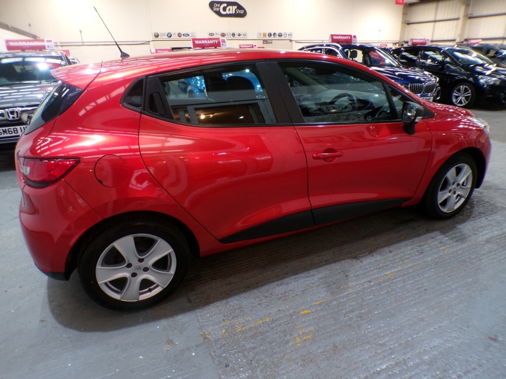 Used Renault Clio 2015 for sale - 76786983: Photo 8