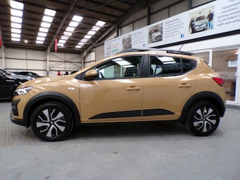 Used Dacia Sandero 2025 for sale - 78018619: Photo