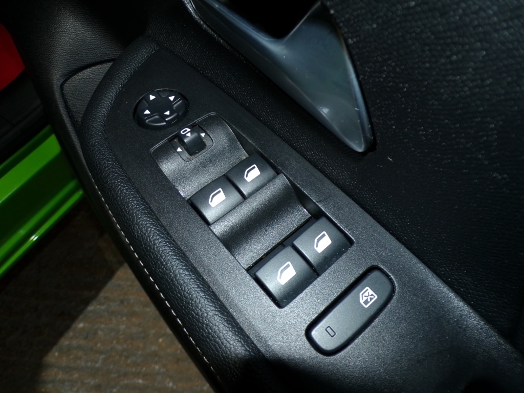 Used Vauxhall Mokka 2024 for sale - 76837399: Photo 17