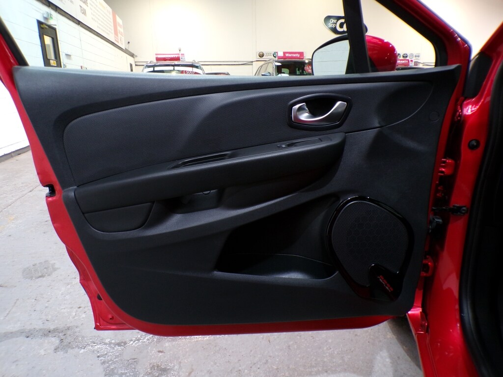 Used Renault Clio 2016 for sale - 77548511: Photo 13