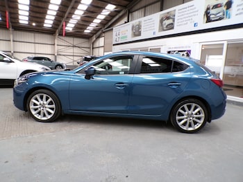 Used Mazda Mazda3 2016 for sale - 78608462: Photo