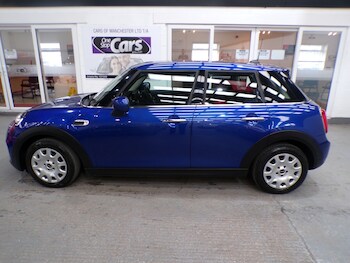 Used MINI Hatch 2019 for sale - 76787013: Photo