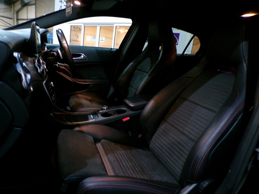 Used Mercedes-Benz GLA 2018 for sale - 77237208: Photo 14