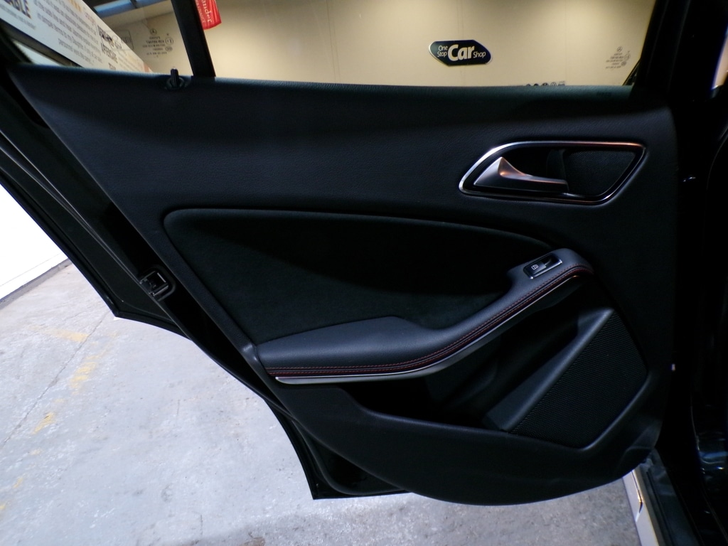 Used Mercedes-Benz GLA 2018 for sale - 77237208: Photo 27