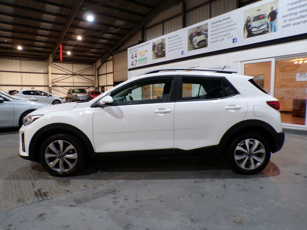 Used Kia Stonic 2023 for sale - 76891570: Photo 4