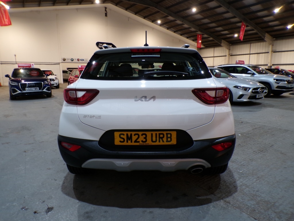 Used Kia Stonic 2023 for sale - 76891570: Photo 6