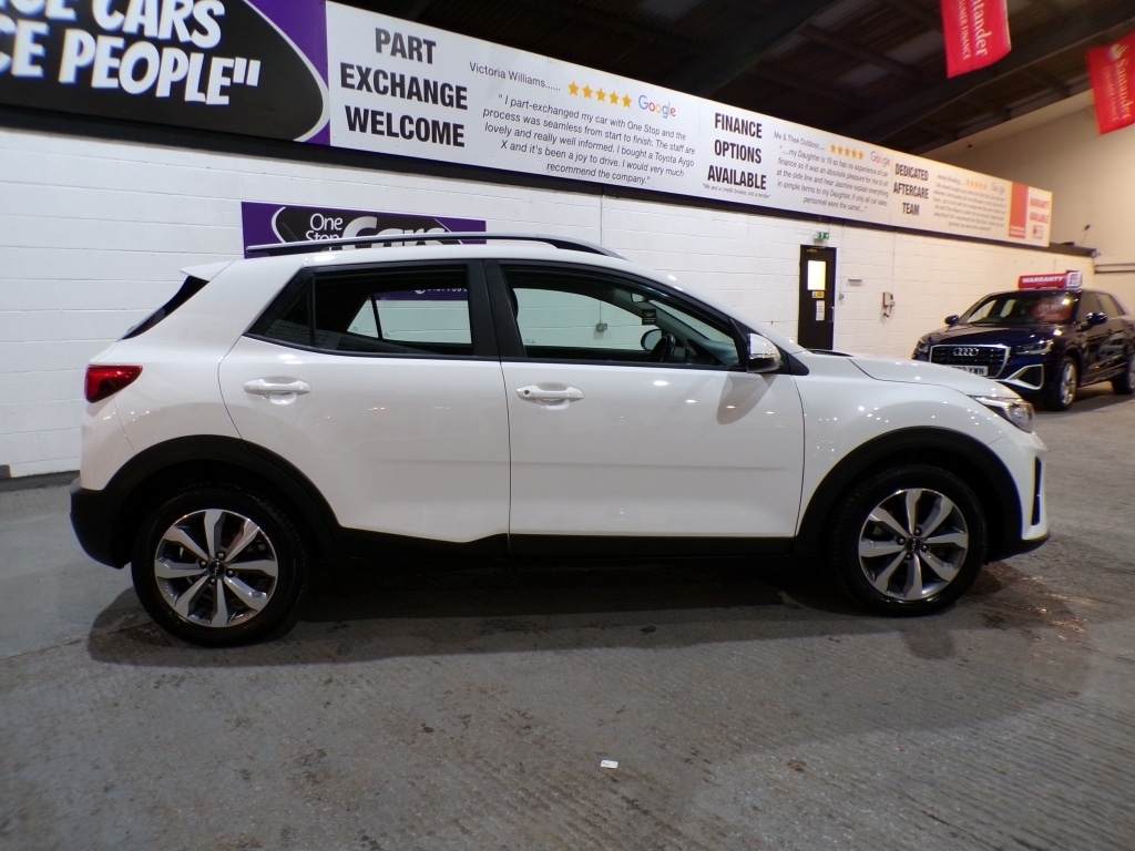 Used Kia Stonic 2023 for sale - 76891570: Photo 8