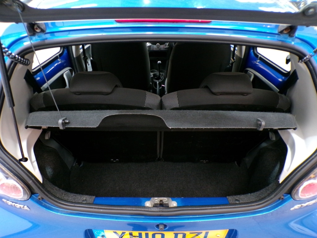 Used Toyota AYGO 2010 for sale - 77536181: Photo 30