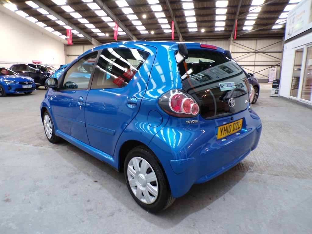 Used Toyota AYGO 2010 for sale - 77536181: Photo 5