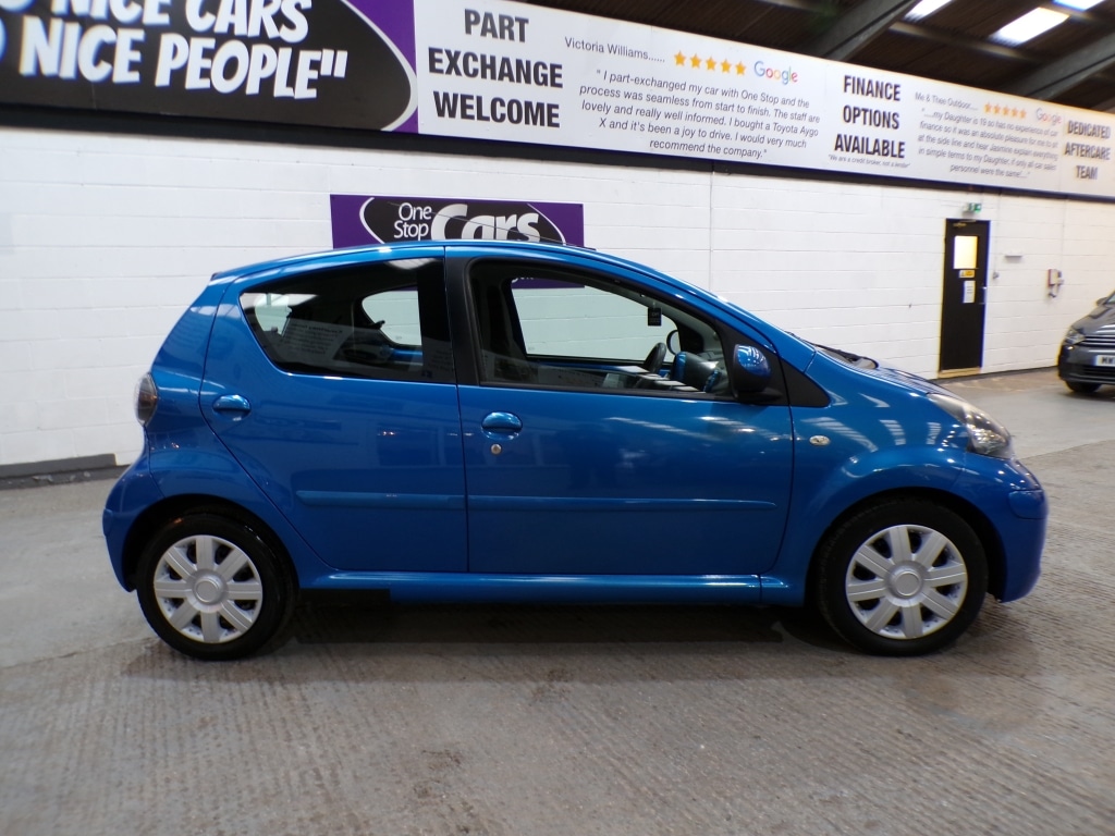 Used Toyota AYGO 2010 for sale - 77536181: Photo 8