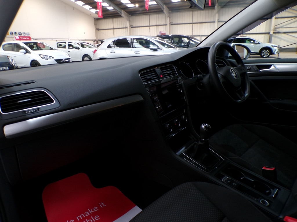 Used Volkswagen Golf 2019 for sale - 77251444: Photo 15