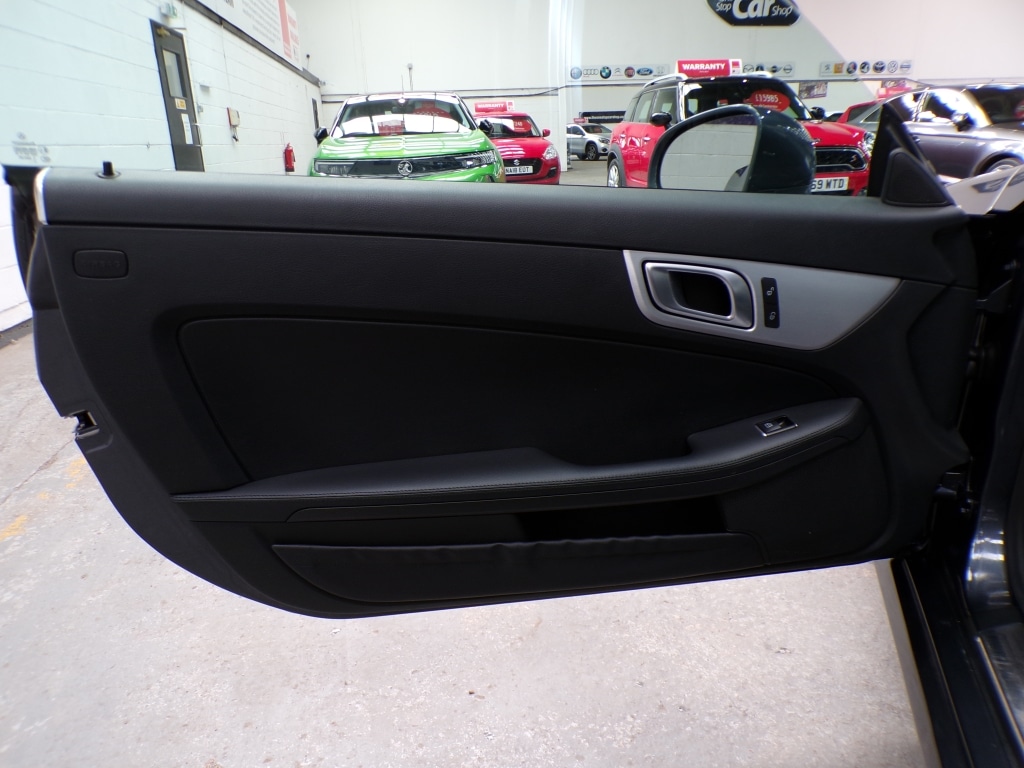 Used Mercedes-Benz SLK 2012 for sale - 78211549: Photo 13