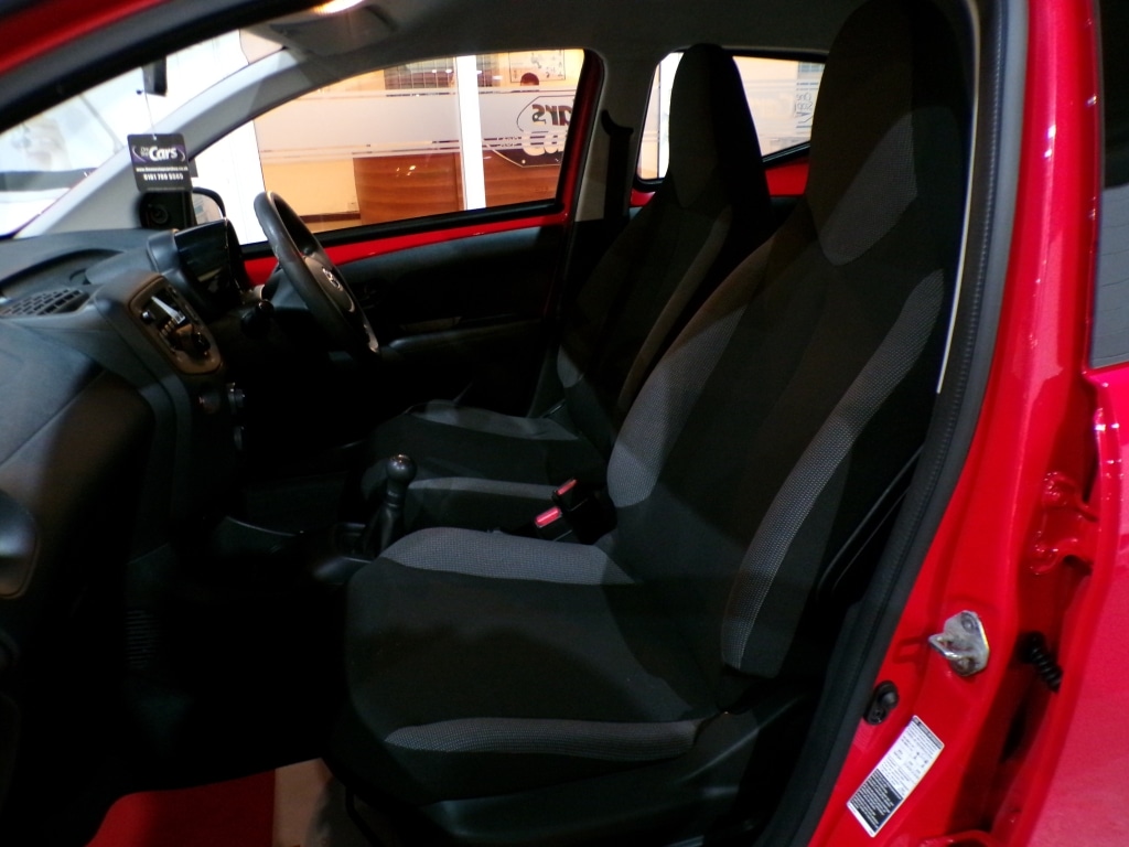 Used Toyota AYGO 2019 for sale - 76787035: Photo 14