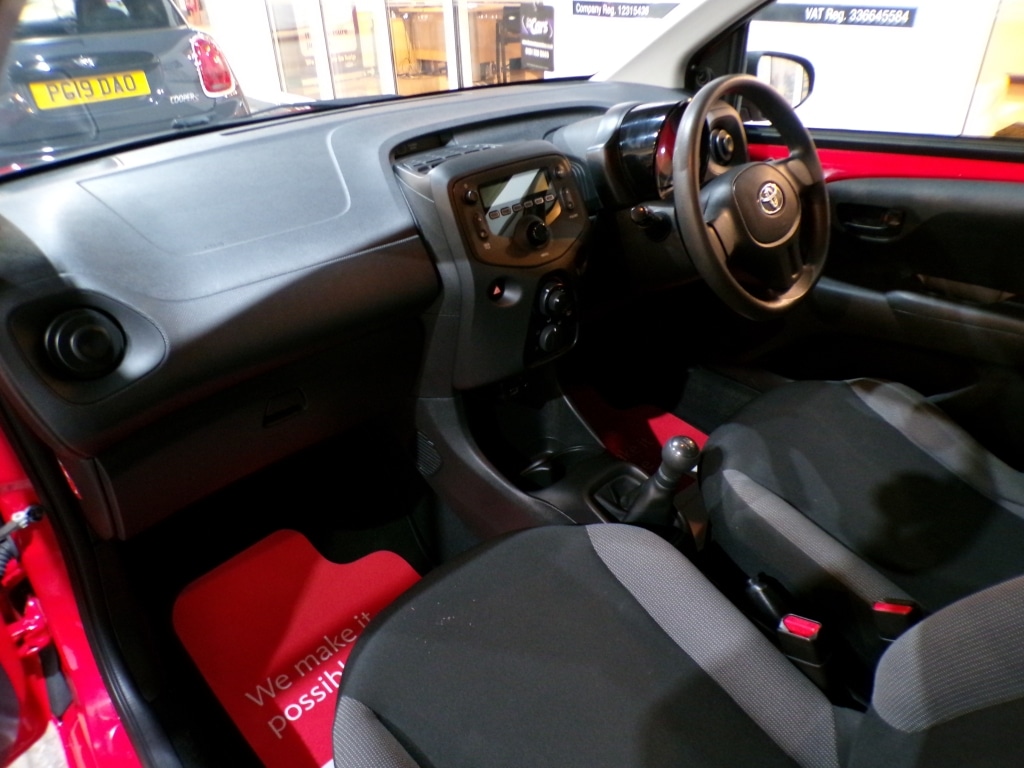 Used Toyota AYGO 2019 for sale - 76787035: Photo 15