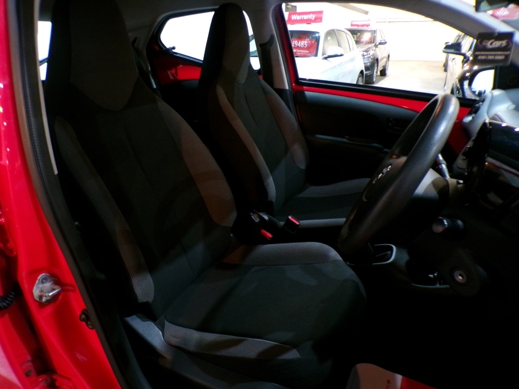 Used Toyota AYGO 2019 for sale - 76787035: Photo 17