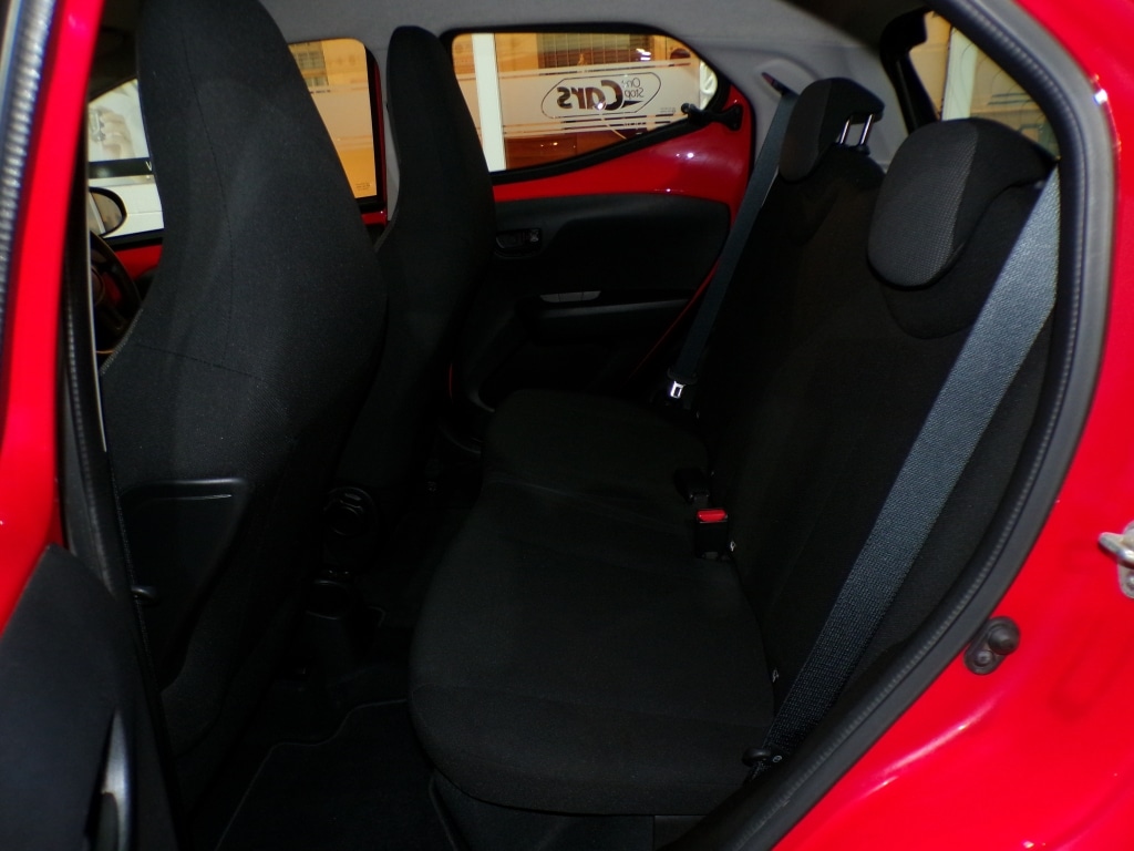 Used Toyota AYGO 2019 for sale - 76787035: Photo 26